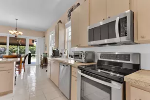 1071 Bedford Ave, Palm Beach Gardens, FL 33403 - Photo 19