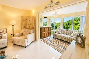 12 Colonial Club Dr, Boynton Beach, FL 33435 - Photo 5