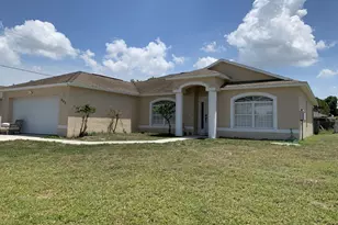 892 SW Duncan Terrace, Port Saint Lucie, FL 34953 - Photo 1