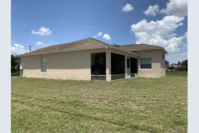 892 SW Duncan Terrace, Port Saint Lucie, FL 34953 - Photo 3