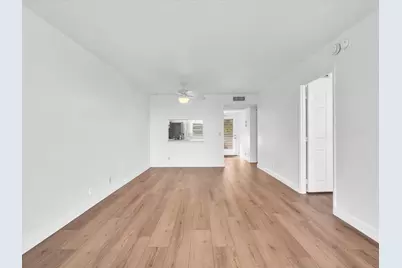 9470 Poinciana Place #303, Davie, FL 33324 - Photo 31