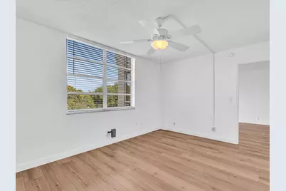 9470 Poinciana Place #303, Davie, FL 33324 - Photo 39
