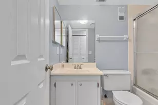 9470 Poinciana Pl, Davie, FL 33324 - Photo 39