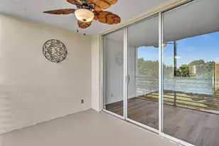 9470 Poinciana Pl, Davie, FL 33324 - Photo 35