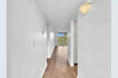9470 Poinciana Place #303, Davie, FL 33324 - Photo 11
