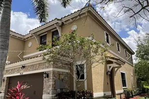 9628 Town Parc Cir S, Parkland, FL 33076 - Photo 3