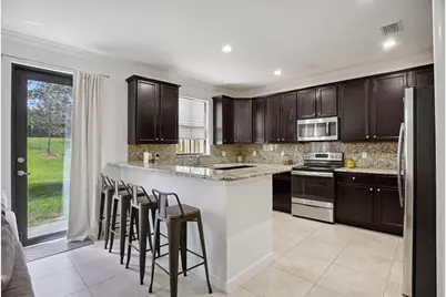 9628 Town Parc Circle S, Parkland, FL 33076 - Photo 5