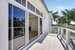 182 Lake Dr, Palm Beach Shores, FL 33404 - Photo 19