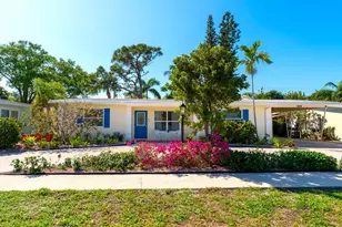 323 Pinewood St, Lantana, FL 33462 - Photo 1