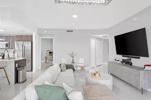 488 NE 18th St, Miami, FL 33132 - Photo 5