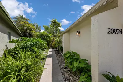 20924 N Springs Terrace, Boca Raton, FL 33428 - Photo 3