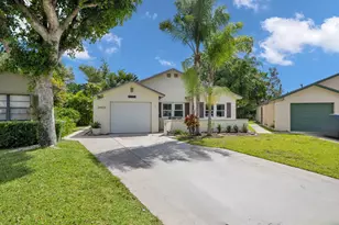 20924 N Springs Terrace, Boca Raton, FL 33428 - Photo 1