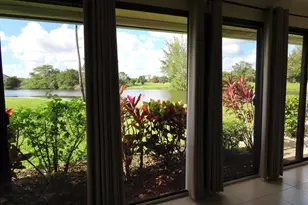 5558 Parkwalk Cir E, Boynton Beach, FL 33472 - Photo 23