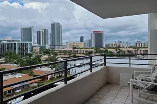 2500 Parkview Dr, Hallandale Beach, FL 33009 - Photo 13