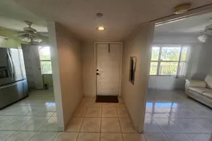 601 SW 142nd Ave SW, Pembroke Pines, FL 33027 - Photo 7