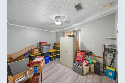 11404 Lithia Pinecrest Road, Lithia, FL 33547 - Photo 27