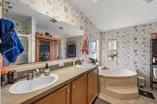 11404 Lithia Pinecrest Rd, Lithia, FL 33547 - Photo 33
