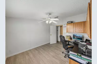 11404 Lithia Pinecrest Road, Lithia, FL 33547 - Photo 25