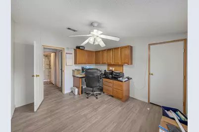 11404 Lithia Pinecrest Road, Lithia, FL 33547 - Photo 43