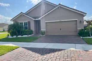 10574 SW Cambria Ln, Port Saint Lucie, FL 34987 - Photo 3
