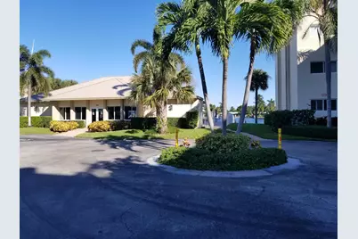 638 Snug Harbor Drive #E12, Boynton Beach, FL 33435 - Photo 3