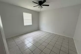 5010 Killarney Ave, Fort Pierce, FL 34951 - Photo 9