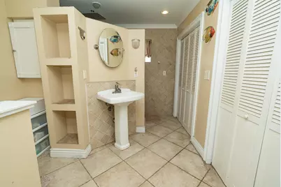 820 SW 18th Court, Fort Lauderdale, FL 33315 - Photo 19