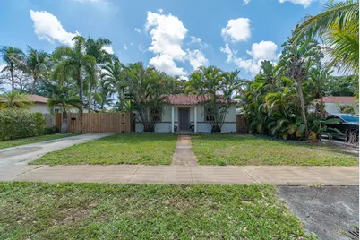 820 SW 18th Court, Fort Lauderdale, FL 33315 - Photo 23