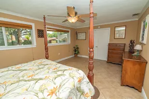 820 SW 18th Ct, Fort Lauderdale, FL 33315 - Photo 17