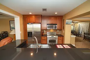 820 SW 18th Ct, Fort Lauderdale, FL 33315 - Photo 9