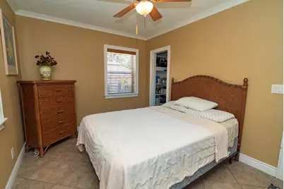 820 SW 18th Court, Fort Lauderdale, FL 33315 - Photo 21