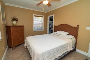 820 SW 18th Ct, Fort Lauderdale, FL 33315 - Photo 21
