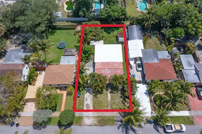 820 SW 18th Court, Fort Lauderdale, FL 33315 - Photo 1