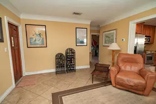 820 SW 18th Ct, Fort Lauderdale, FL 33315 - Photo 15