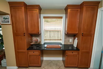 820 SW 18th Court, Fort Lauderdale, FL 33315 - Photo 9