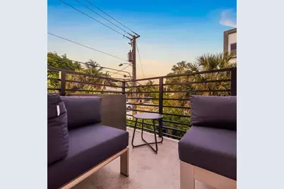 1058 N Victoria Park Road N, Fort Lauderdale, FL 33304 - Photo 11