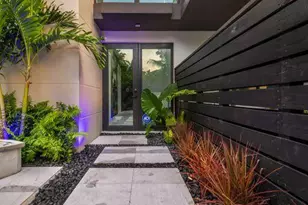 1058 N Victoria Park Road N, Fort Lauderdale, FL 33304 - Photo 1