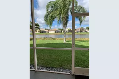 137 NW Magnolia Lakes Boulevard, Port Saint Lucie, FL 34986 - Photo 9