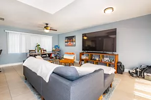 740 SE 1st Way, Deerfield Beach, FL 33441 - Photo 9