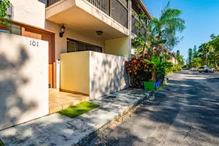 740 SE 1st Way, Deerfield Beach, FL 33441 - Photo 3