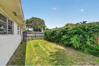 1660 40th Street, West Palm Beach, FL 33407 - Photo 43