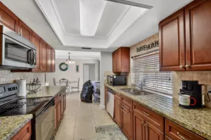 1660 40th St, West Palm Beach, FL 33407 - Photo 19