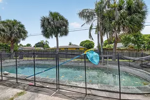 1660 40th St, West Palm Beach, FL 33407 - Photo 37