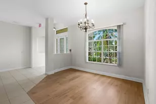 1092 SW Majorca Ave, Port Saint Lucie, FL 34953 - Photo 13