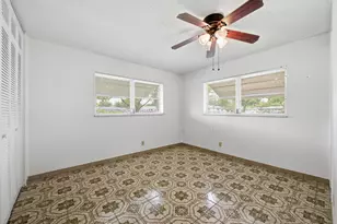 1043 NW 85th Ave, Plantation, FL 33322 - Photo 13