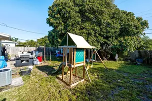 1110 14th Ct S, Lake Worth Beach, FL 33460 - Photo 21
