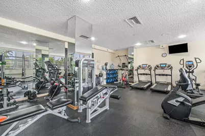 3000 Holiday Drive #1104, Fort Lauderdale, FL 33316 - Photo 19