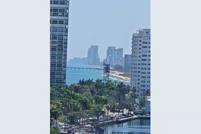 3000 Holiday Drive #1104, Fort Lauderdale, FL 33316 - Photo 9