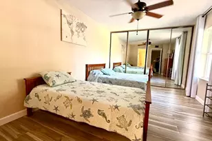 40 Essex Ct, Royal Palm Beach, FL 33411 - Photo 13