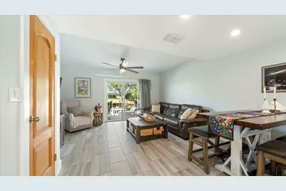 2555 NE 15th Street, Pompano Beach, FL 33062 - Photo 19